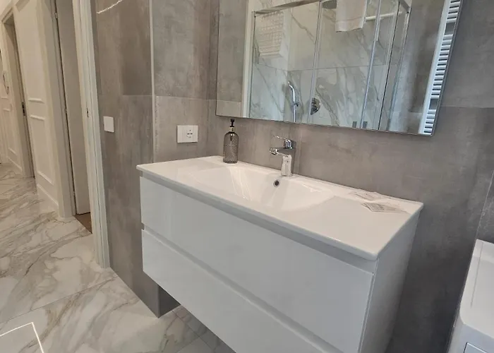 Prestige Apartment *